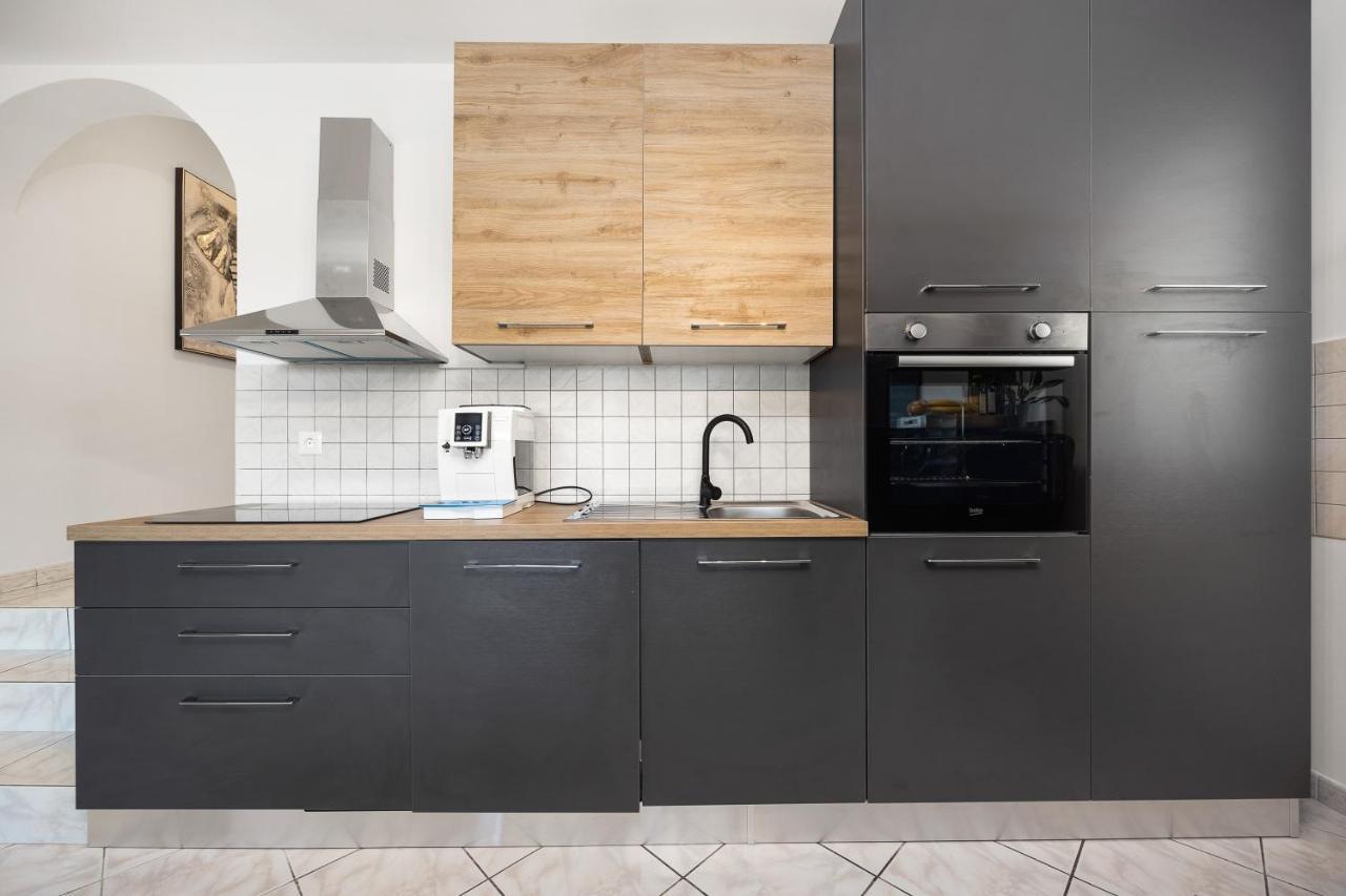 Romeo&Julia- Newly Refurbished Apartment Near Medulin بومير المظهر الخارجي الصورة